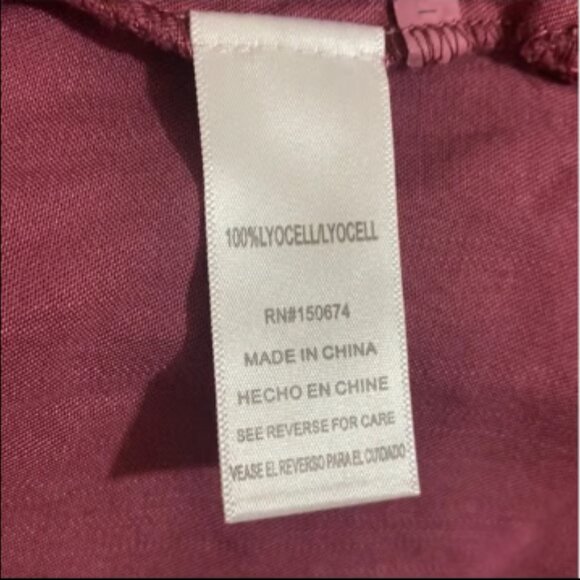 STANDARD GRACE Women's Off The Shoulder Blouse Top w Butterfly Embroidery Sz M - Picture 8 of 9